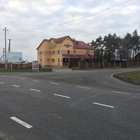 Podilskii Dvir Yakushintsy Экстерьер фото